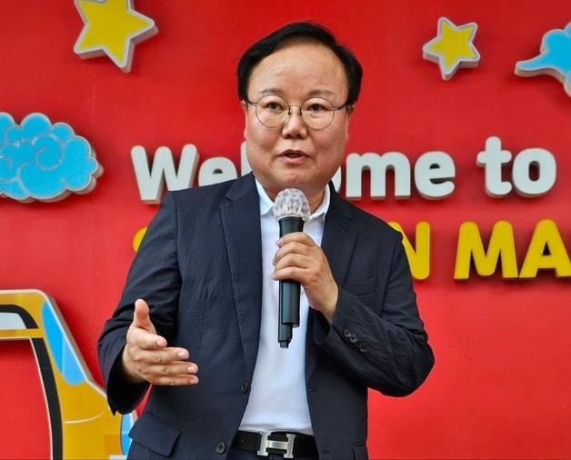 손잡은 나경원·김재원 "선거 과정서 전략적 비전 협력"